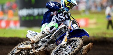 CLOUT CONSOLIDATES MX2 RED PLATE AT WONTHAGGI