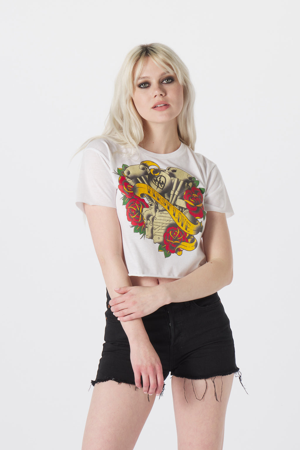 FIRST LOVE CROP TEE
