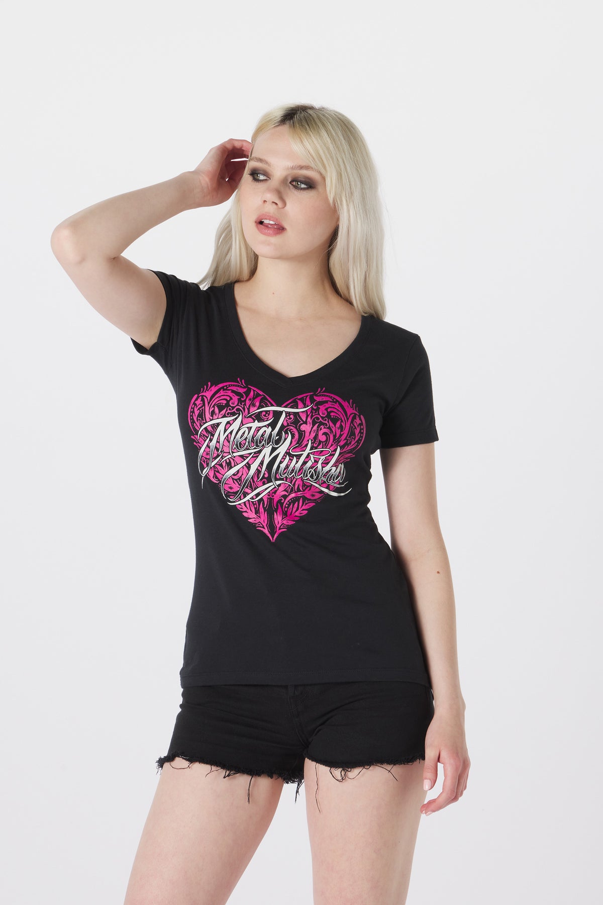 HEARTCORE V-NECK SLIM FIT TEE