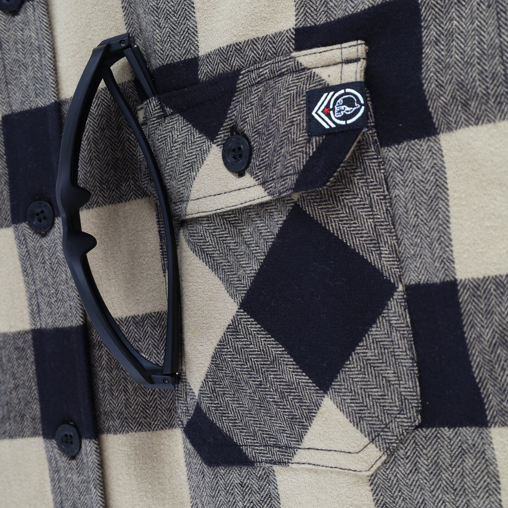 JACKED FLANNEL 2