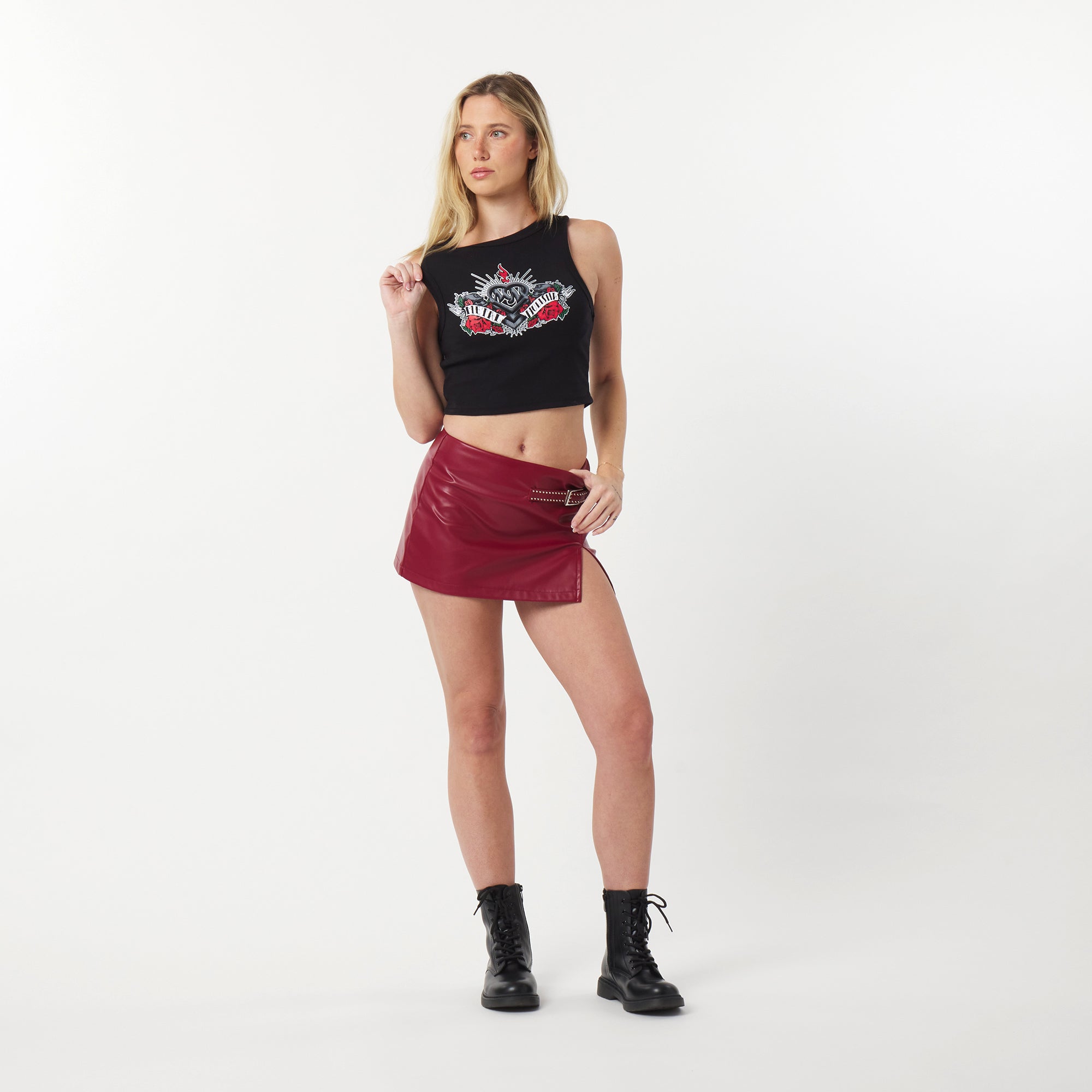 INTERNAL CROPPED TANK